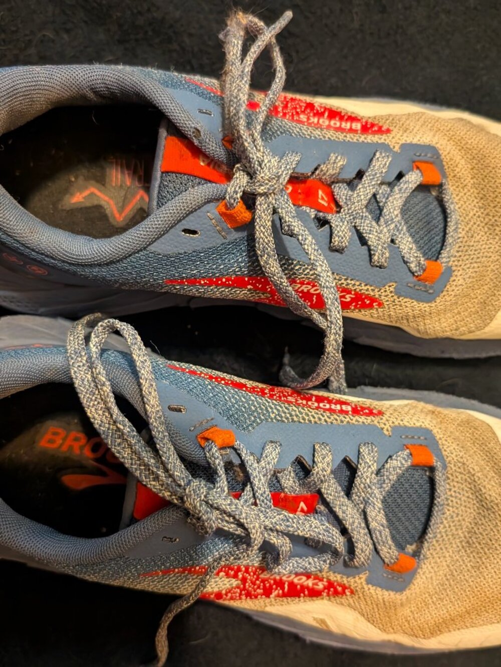 Brooks Cascadia Trail Runners, Size 9